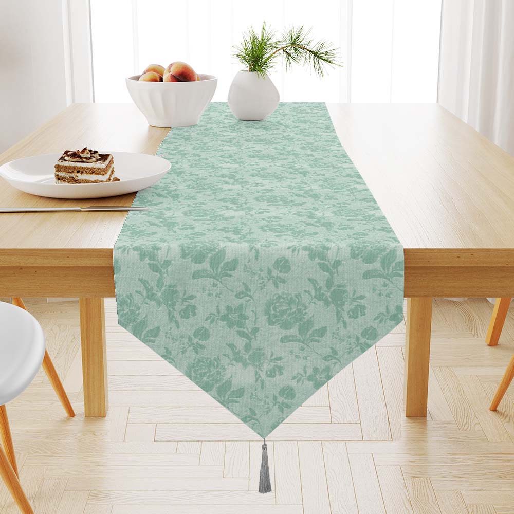 Diamond Shaped Table Runner