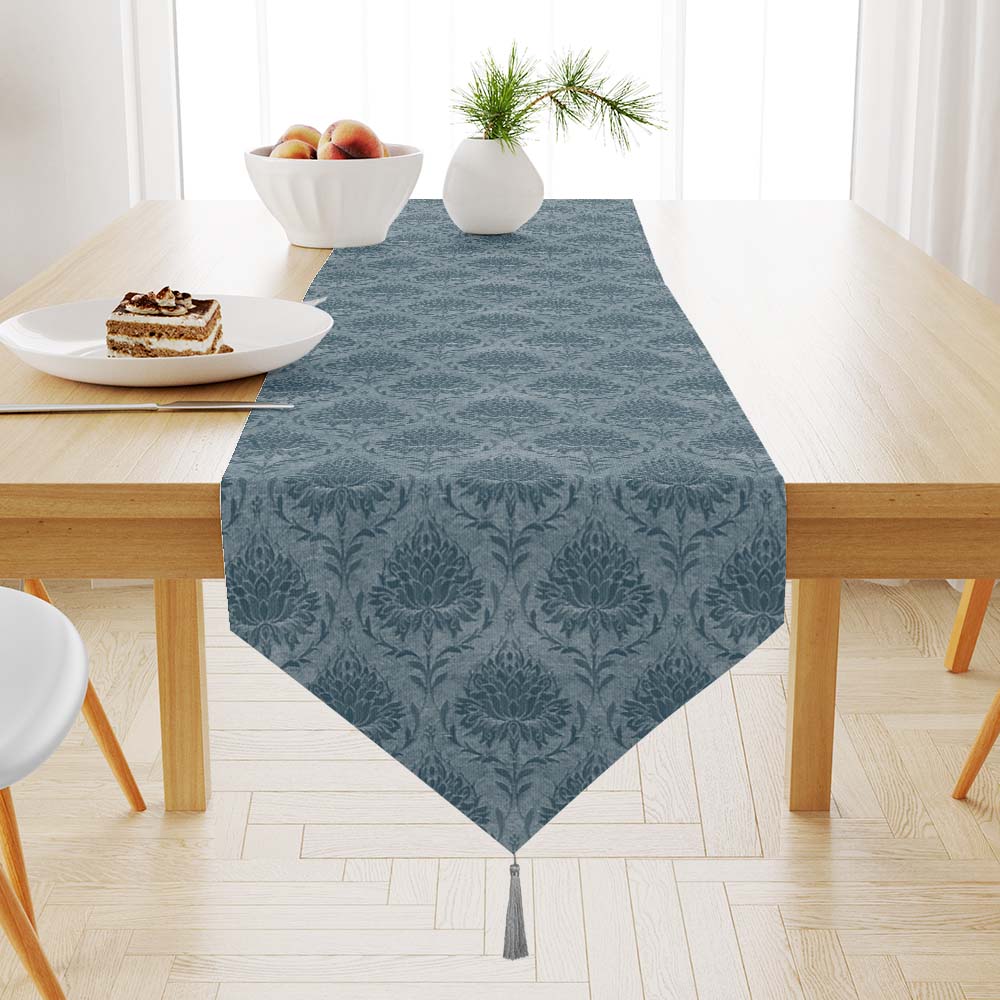 Diamond Shaped Table Runner