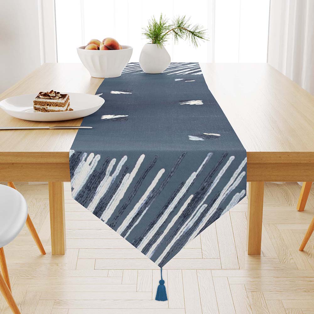 Diamond Shaped Table Runner