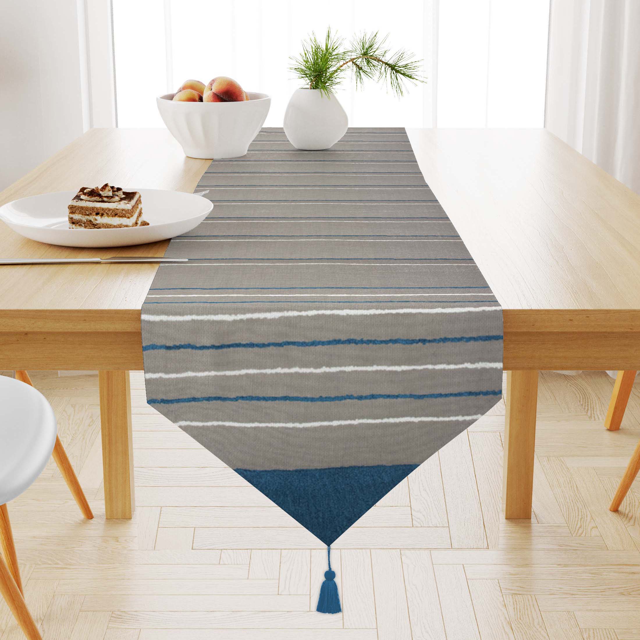 Diamond Shaped Table Runner